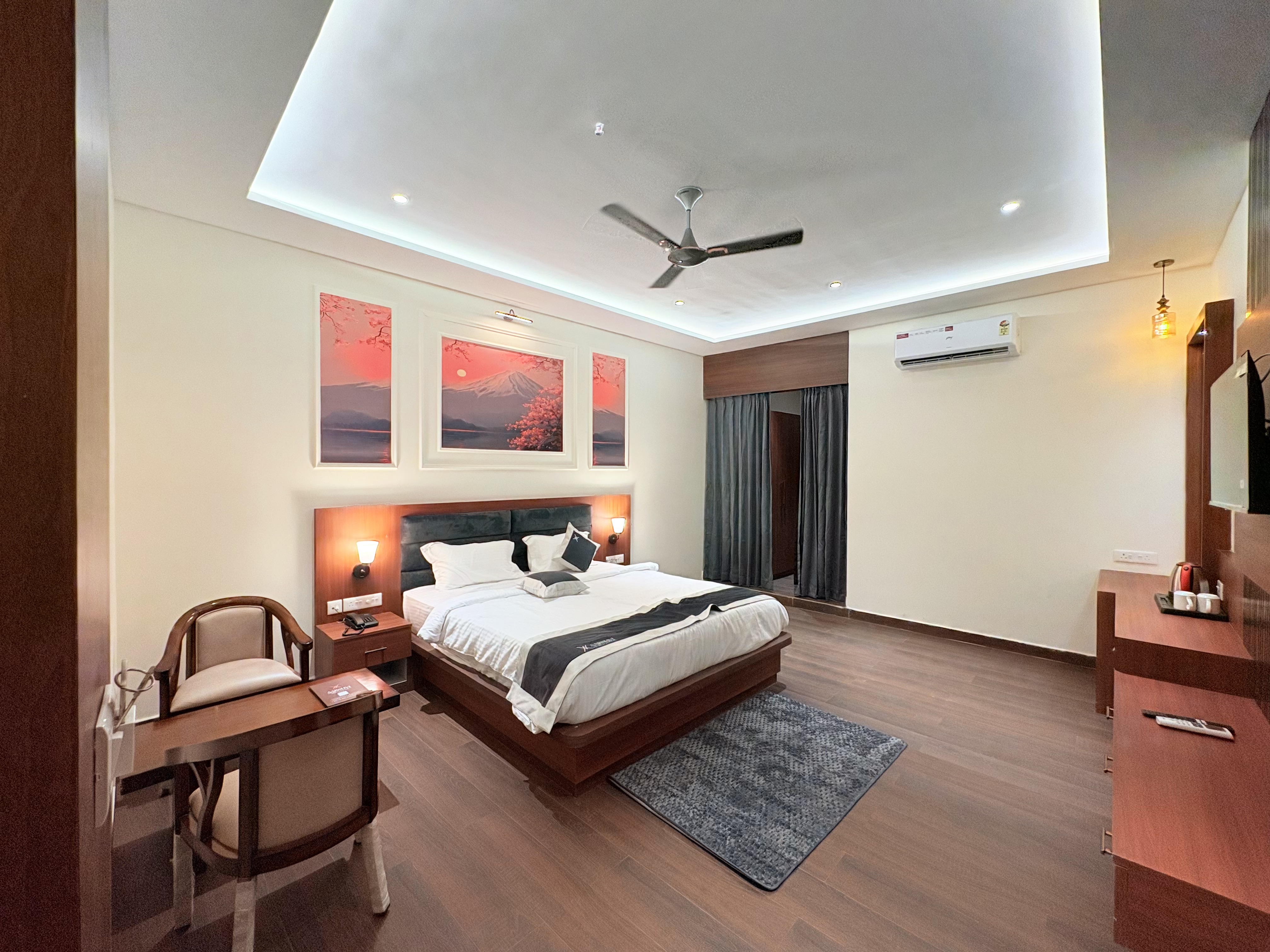 Premium Room at Aarshvi Hotel